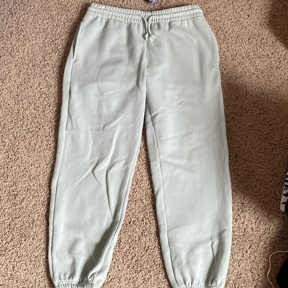 Zyia light green relaxation sweats
